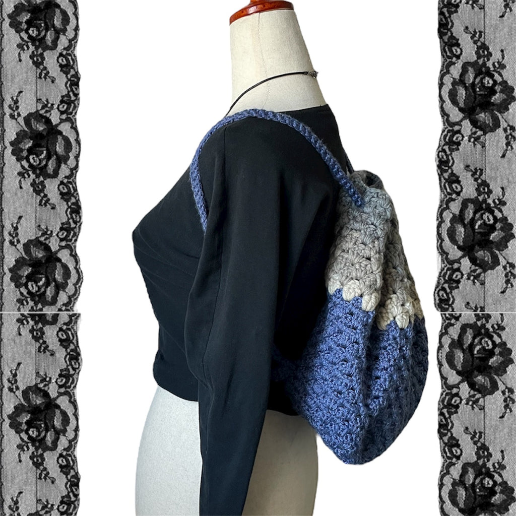 Crochet drawstring backpacks🖤